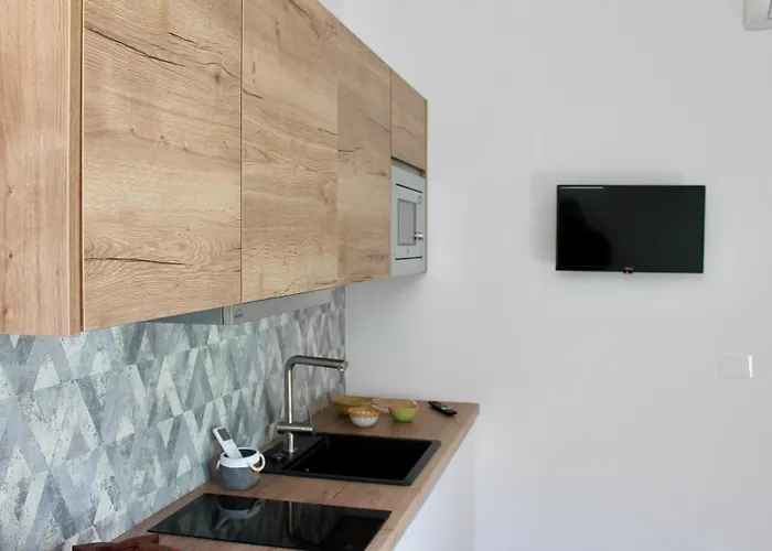 Seaside - With View -